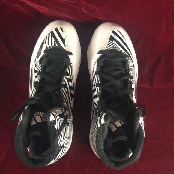 ADIDAS US 4.5 MALE Womens size 6 techfit geometric shoes Black & White - Picture 3 of 5